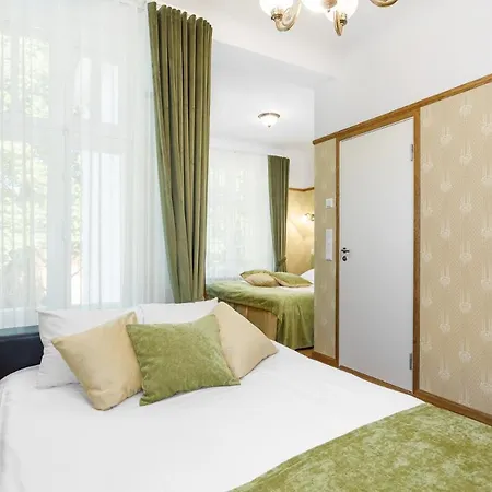 Meri Guest house *