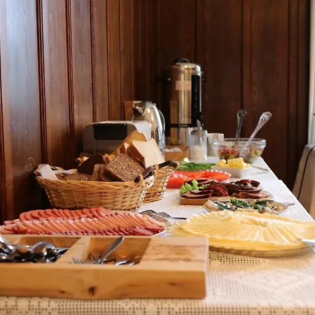 Meri Guest house